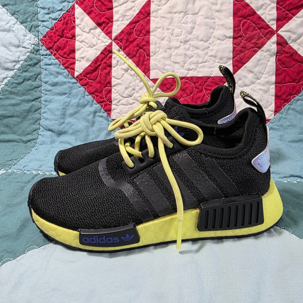 adidas NMD R1 Kids 11K Black Yellow Iridescent Sneakers Slip-on, No Tie NICE